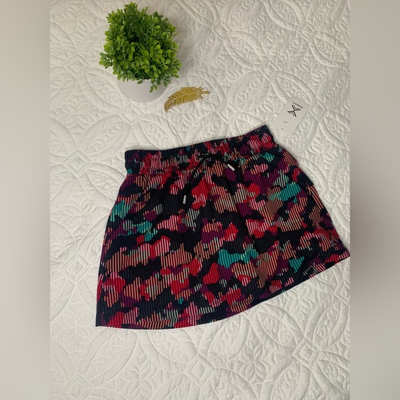 Short skirt for girl - Picture 2 of 6